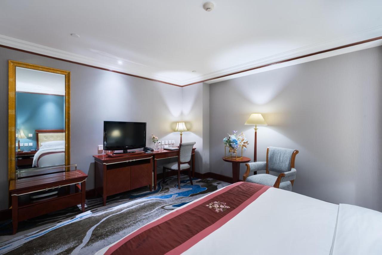 Golden Ocean Hotel Тяньцзинь Экстерьер фото